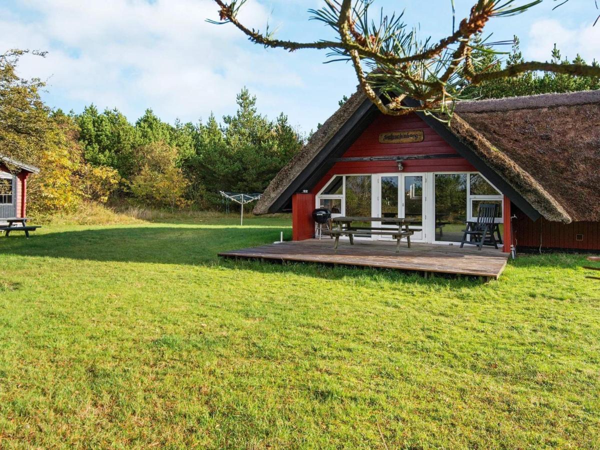 6 Person Holiday Home In R M Toftum  Extérieur photo